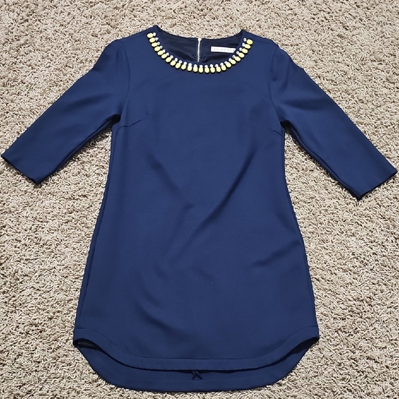 Trina Turk Dresses & Skirts - Trina Turk Shift Dress Navy Blue Beaded Neckline 6 Medium